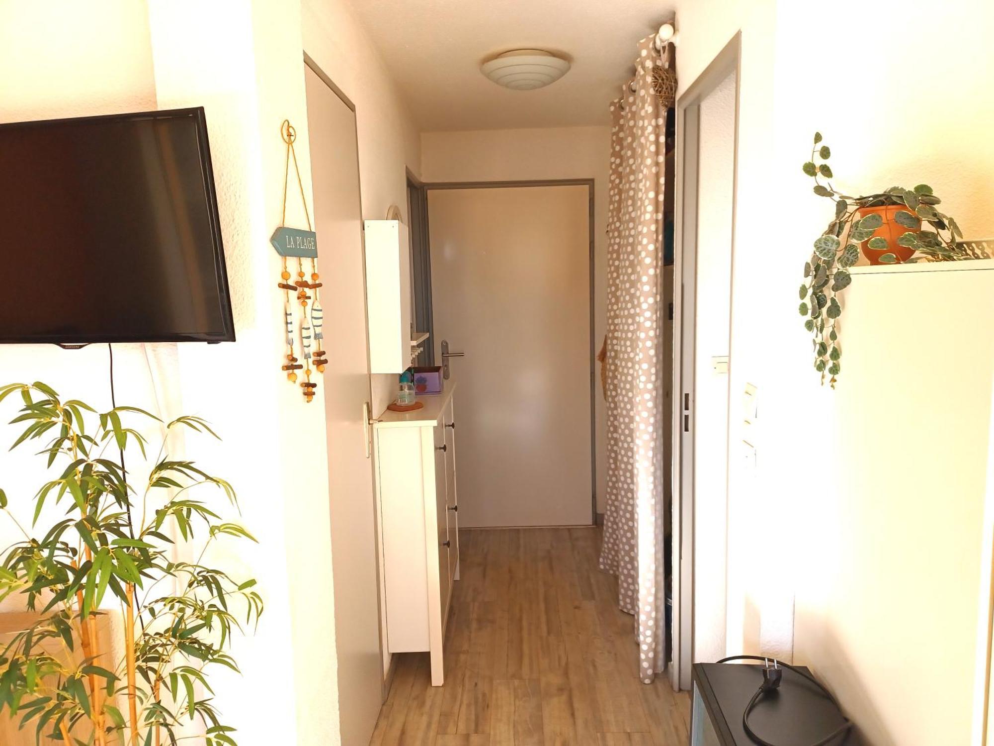 Apartment Plain-pied Jardin 6 Personnes Clim Vue Parking Wifi Terrasse Piscine Dans La