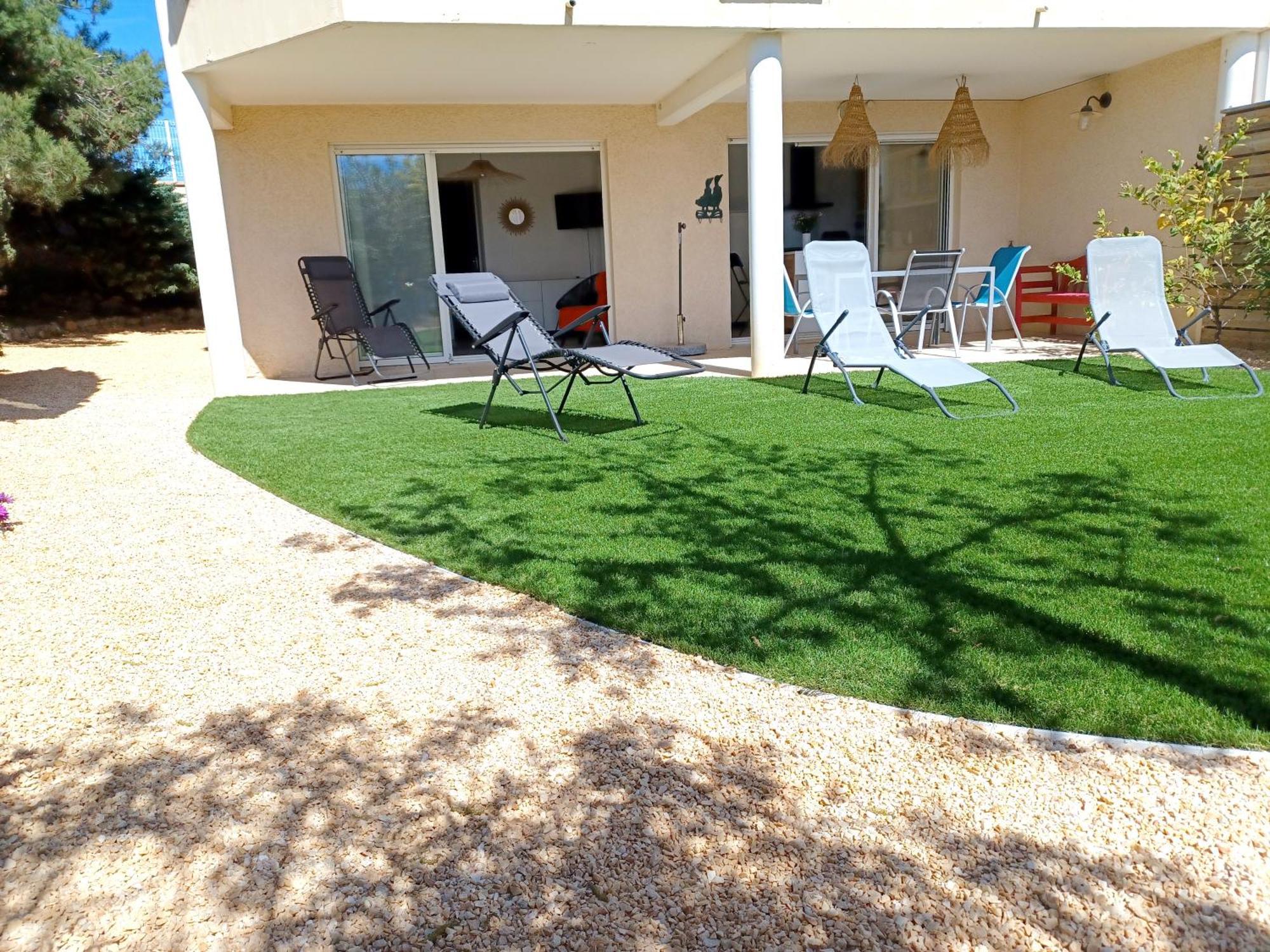 Plain-pied Jardin 6 Personnes Clim Vue Parking Wifi Terrasse Piscine Dans La Saint-Pierre-la-Mer (Aude)