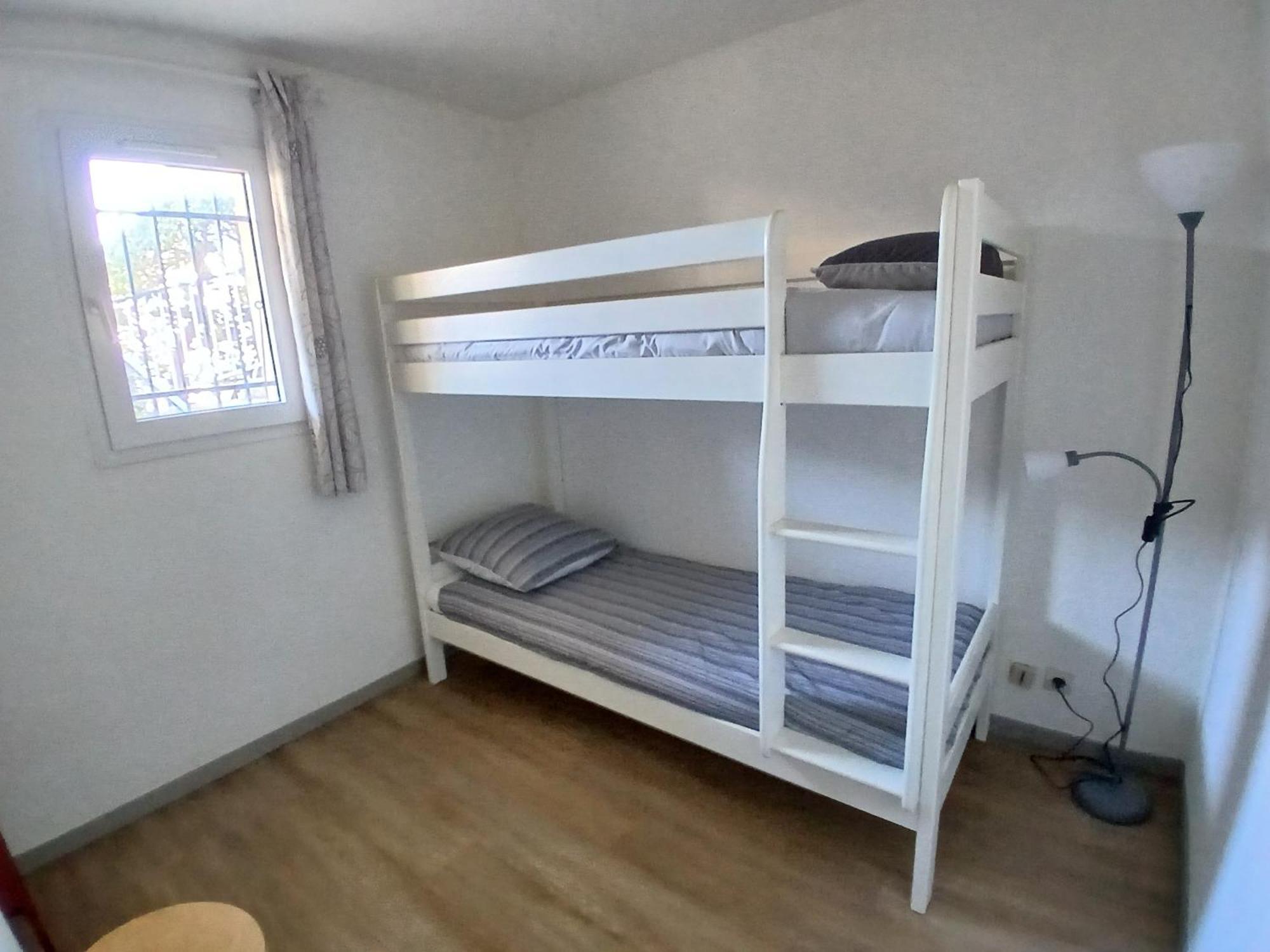 Apartment Plain-pied Jardin 6 Personnes Clim Vue Parking Wifi Terrasse Piscine Dans La