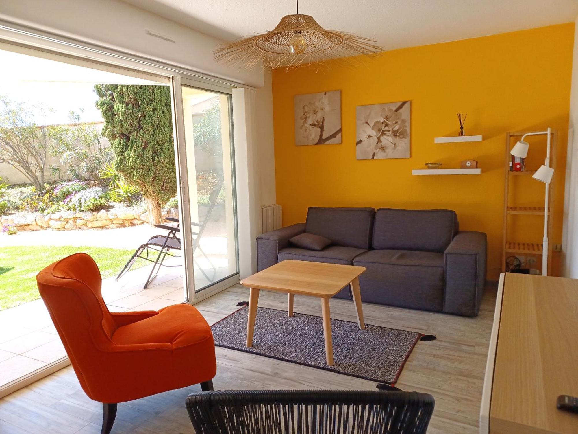 Apartment Plain-pied Jardin 6 Personnes Clim Vue Parking Wifi Terrasse Piscine Dans La