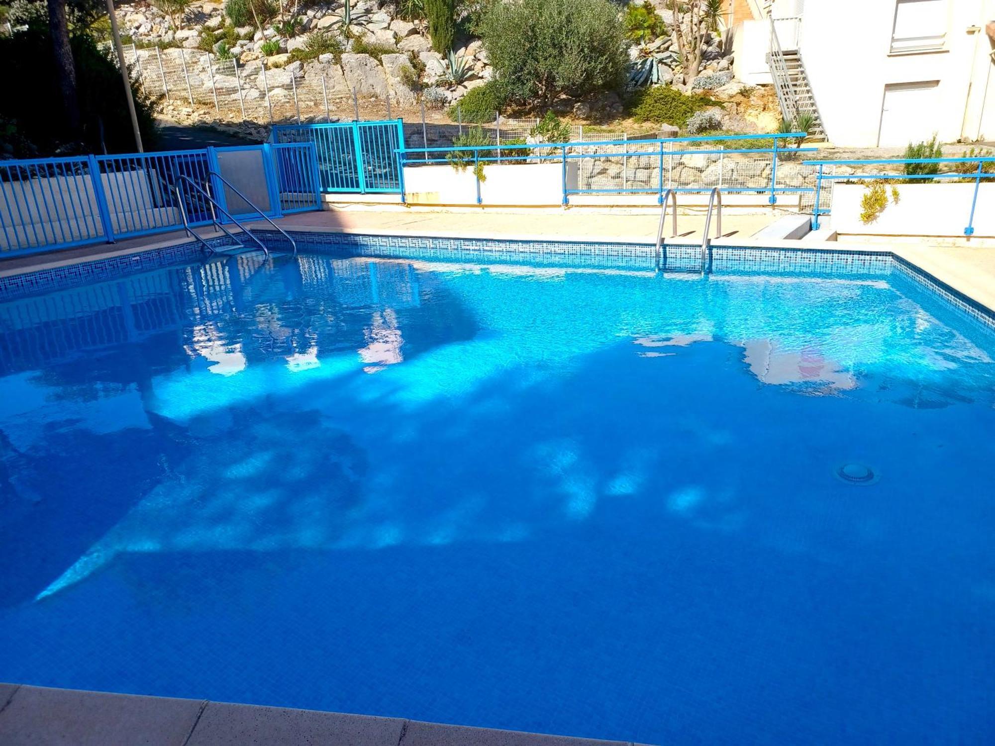 Apartment Plain-pied Jardin 6 Personnes Clim Vue Parking Wifi Terrasse Piscine Dans La Saint-Pierre-la-Mer (Aude)