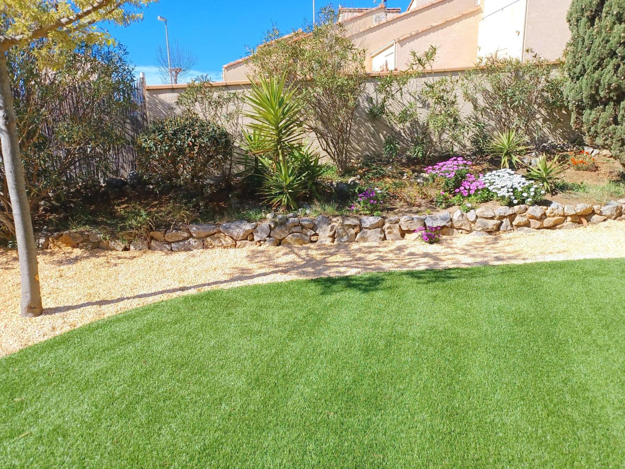 Apartment Plain-pied Jardin 6 Personnes Clim Vue Parking Wifi Terrasse Piscine Dans La